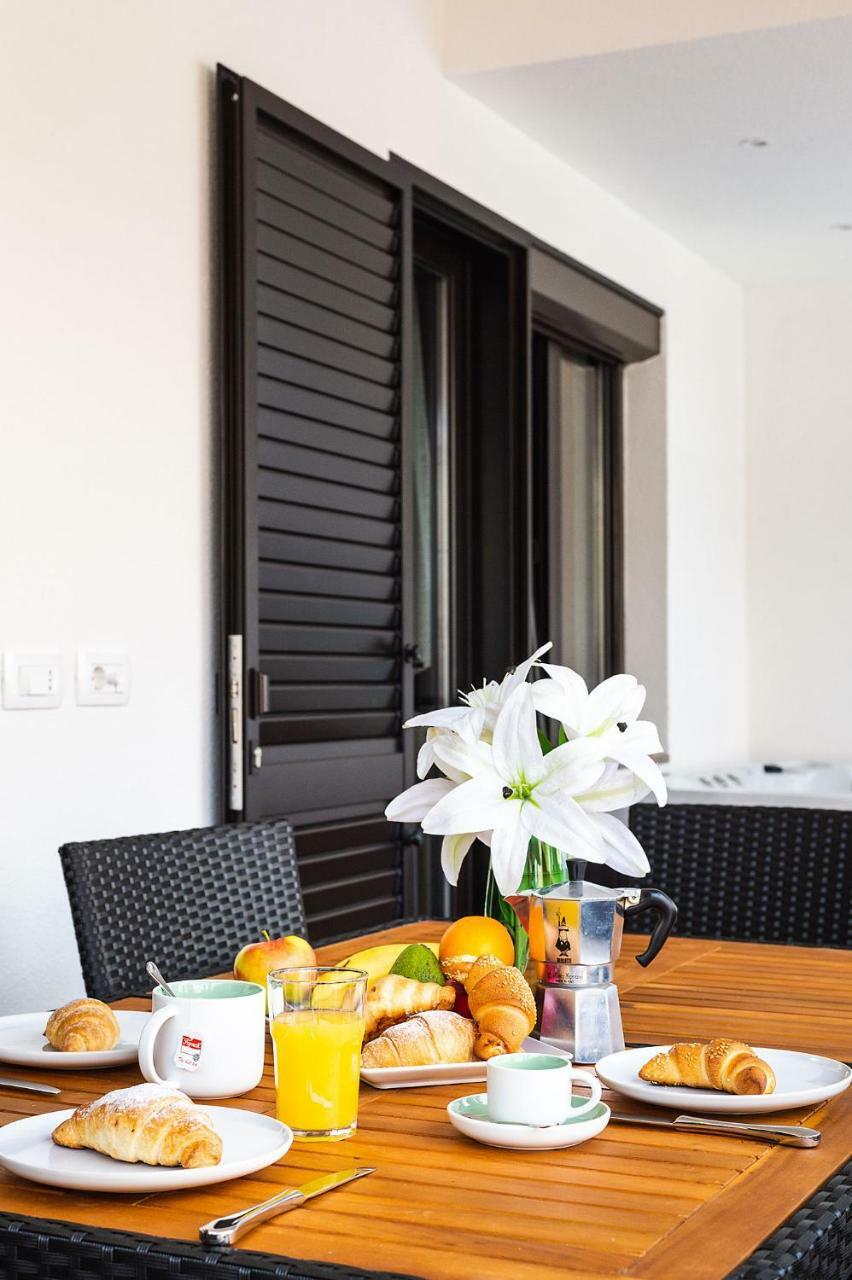 Apartment Auretta Novigrad Istria Dış mekan fotoğraf